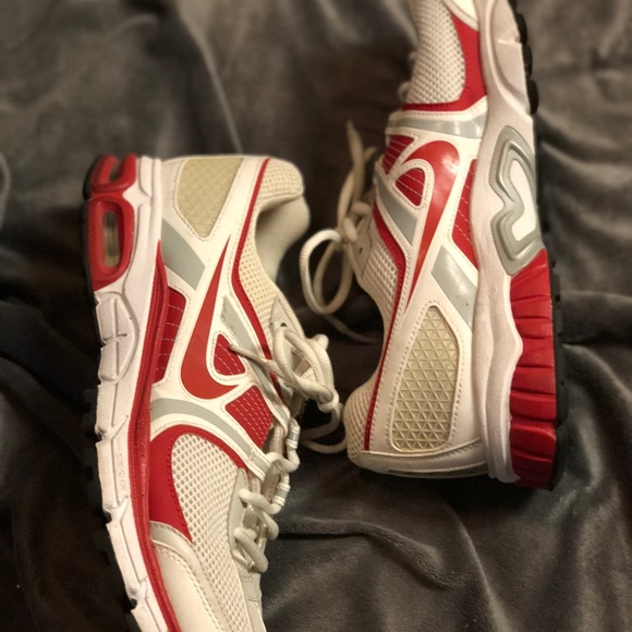 Nike Zoom Fitsole Moto 8 Sneaker - Picture 2 of 6